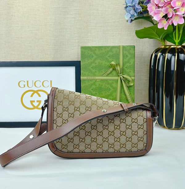 激安グッチバッグコピー内部構造